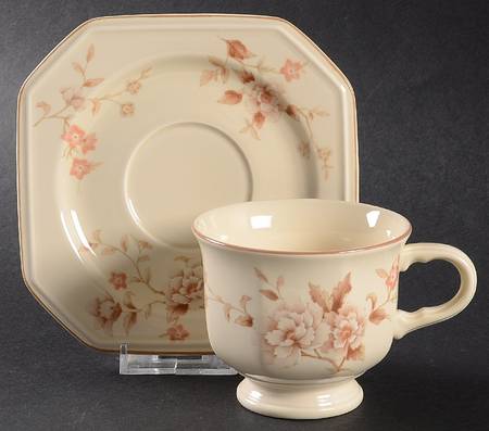 Tivoli Garden Footed Cup & Saucer Set