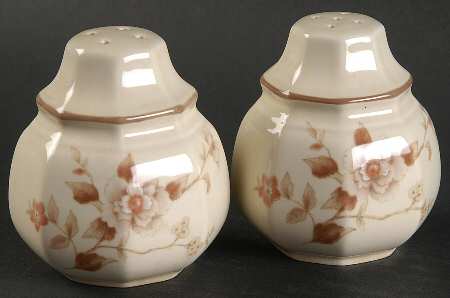 Tivoli Garden Salt & Pepper Set