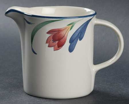 Tiptoe Creamer