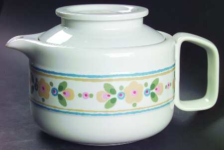 Town & Country Teapot & Lid