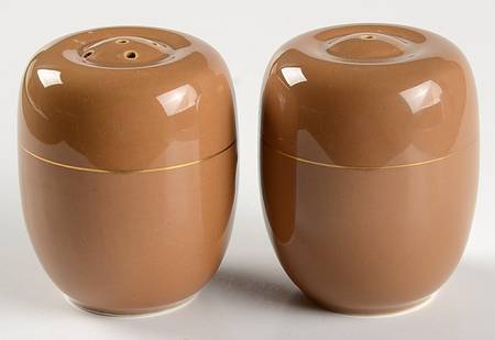 Topaz Salt & Pepper Set by Mikasa