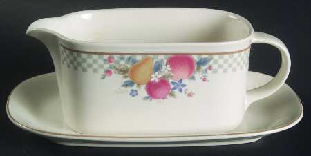 Trattoria Gravy Boat & Underplate (Relish/Butter)