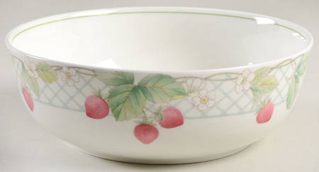 Trellis 8" Round Vegetable Bowl