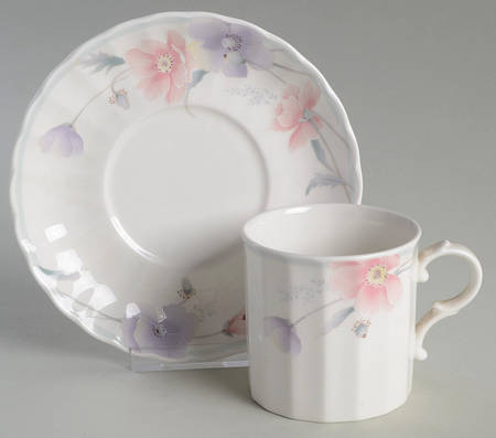 Tremont (CAJ03, Maxima) Flat Cup & Saucer Set