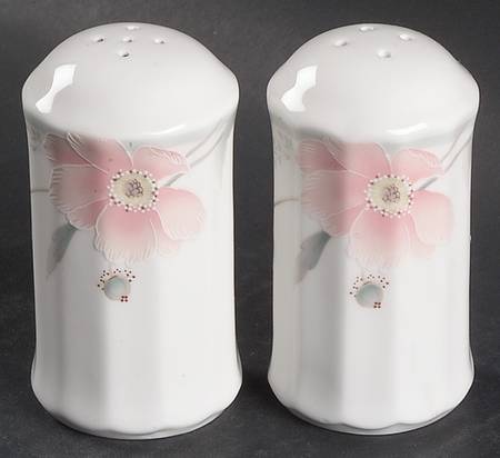 Tremont (CAJ03, Maxima) Salt & Pepper Set
