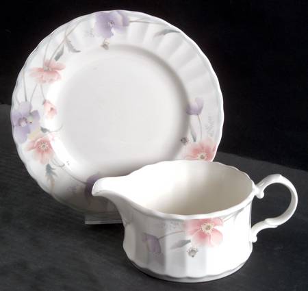Tremont (CAJ03, Maxima) Round Gravy Boat & Underplate (Salad Plate)
