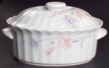 Tremont (CAJ03, Maxima) 1.5 Quart Oval Covered Casserole