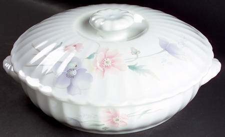 Tremont (CAJ03, Maxima) 1.5 Qt Round Covered Casserole