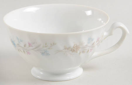 Trentham Footed Cup