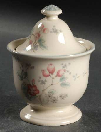 Tricia Sugar Bowl & Lid