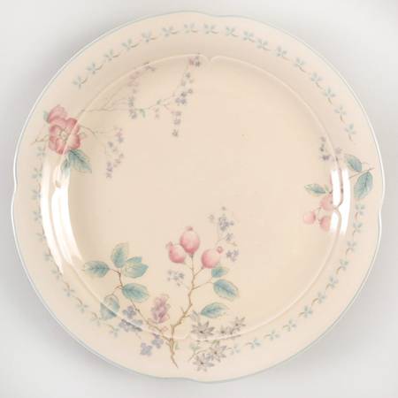 Tricia Salad Plate