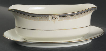 Tropez Gravy Boat & Underplate