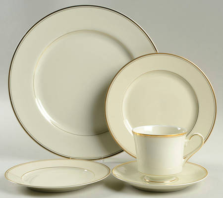 Trousdale 5 Piece Place Setting