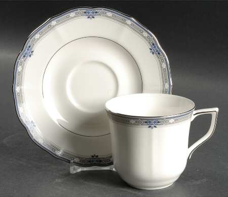 Trousseau (CAP04, Bone China) Flat Cup & Saucer Set