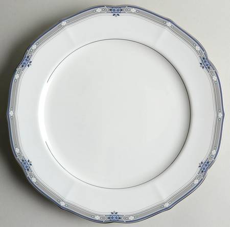 Trousseau (CAP04, Bone China) 12" Chop Plate (Round Platter)