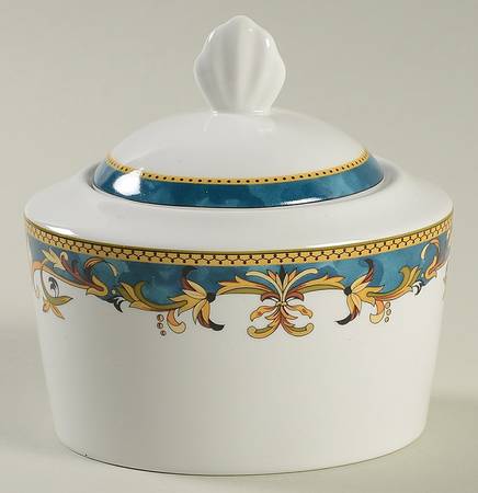 Tuscany Court Sugar Bowl & Lid