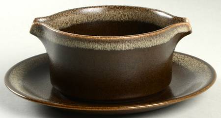 Ultima Plus Gravy Boat & Underplate