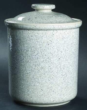 Ultrastone Beige Medium Canister & Lid