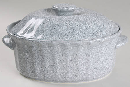 Ultrastone Grey 2 Quart Oval Covered Casserole