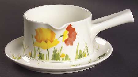 Uptown Gravy Boat & Underplate
