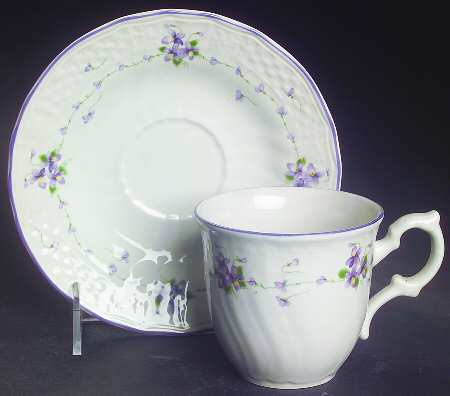 Valerie Flat Cup & Saucer Set