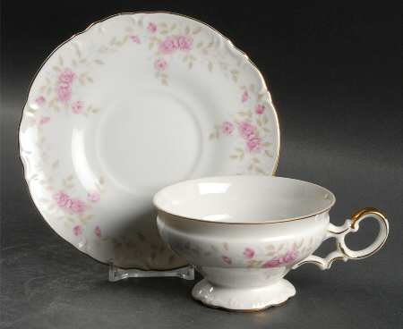 Footed Cup & Saucer Set