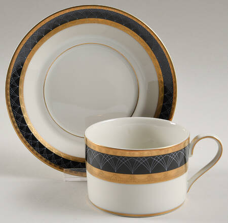 Ventana Onyx Flat Cup & Saucer Set
