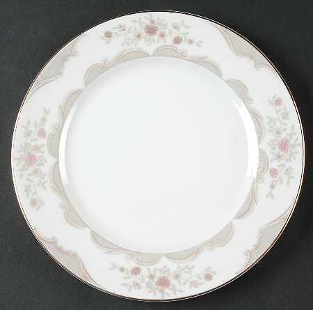 Victoria Salad Plate