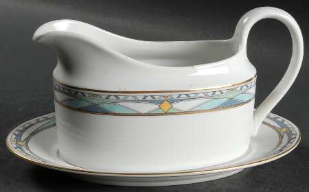 Vintage Gold Gravy Boat & Underplate