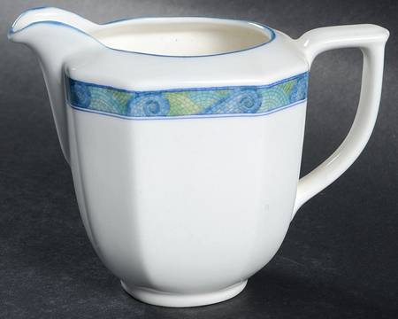Villagio Creamer