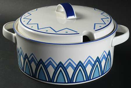 Villa Tureen &  Lid
