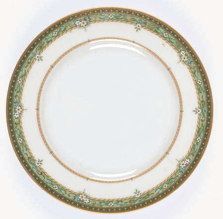 Victorian Manor Salad Plate