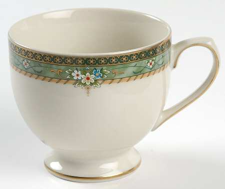 Victorian Manor Footed Cup