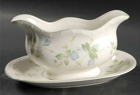Violetta Gravy Boat & Underplate by Mikasa