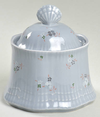 Victoria Rose Sugar Bowl & Lid