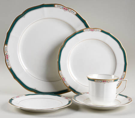Victorian Rose 5 Piece Place Setting