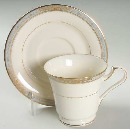Virtuoso Footed Cup & Saucer Set