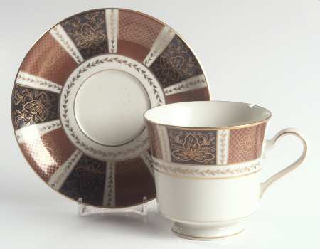 Villa Trianon Cinnabar Footed Cup & Saucer Set