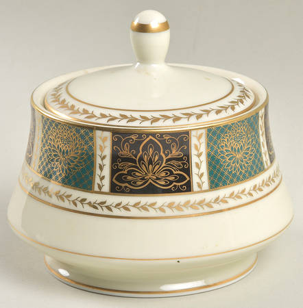 Villa Trianon Jade Sugar Bowl & Lid