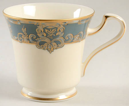 Venetian Villa Footed Cup