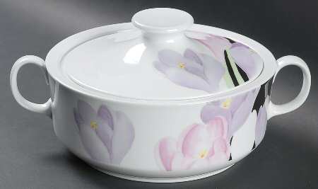 Vogue 2 Qt Round Covered Casserole