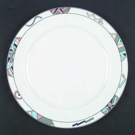 Vogueing Dinner Plate