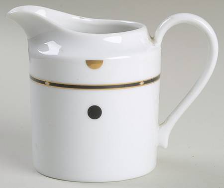 Volaire Creamer