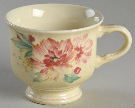 Wakefield Footed Cup