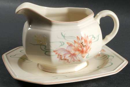 Water Lilies Peach Gravy Boat & Underplate