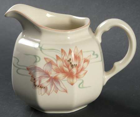 Water Lilies Peach Creamer