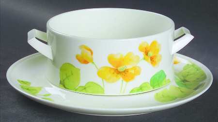 Water Lilies Yellow Gravy Boat & Underplate