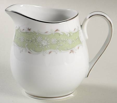 Waverly Creamer