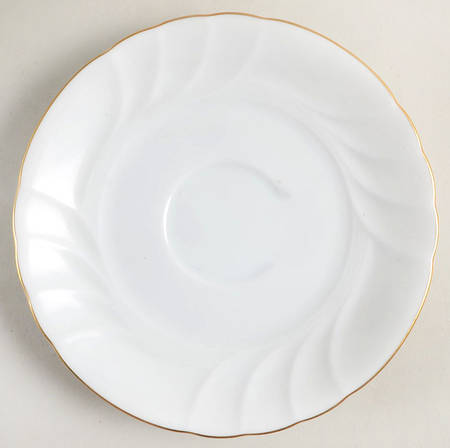 Wedding Band Gold Saucer