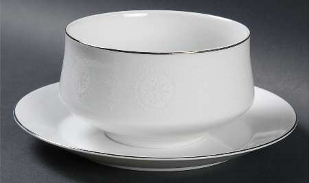 White Rose Gravy Boat with Attached Underplate